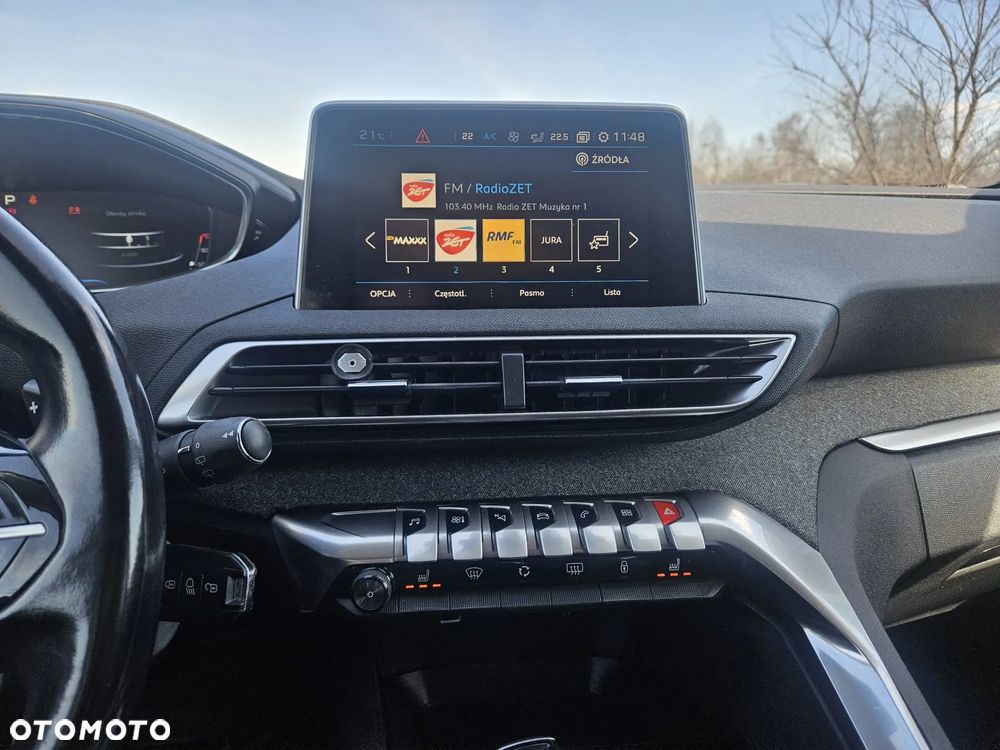 Peugeot 5008 1.5 BlueHDi Allure S&S EAT8 - 17