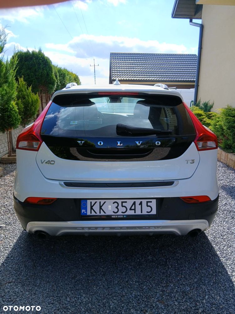 Volvo V40 T3 Drive-E Ocean Race - 3