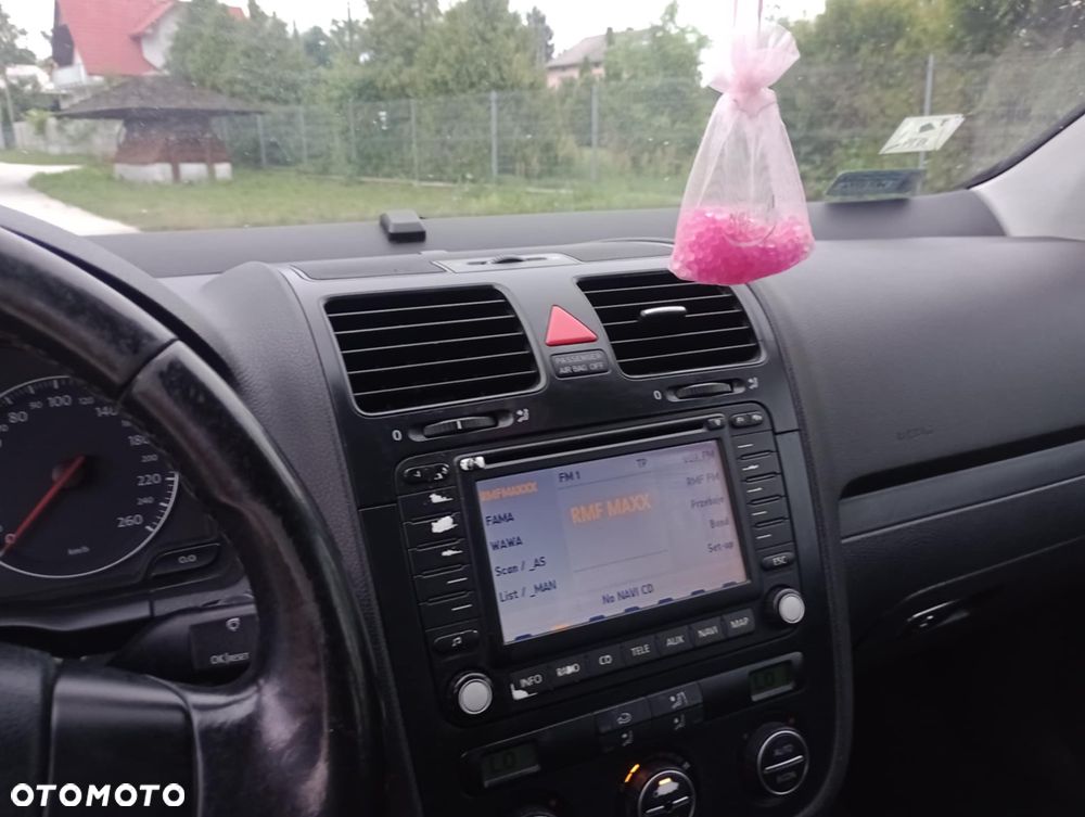 Volkswagen Golf 1.9 TDI Q-Line - 6