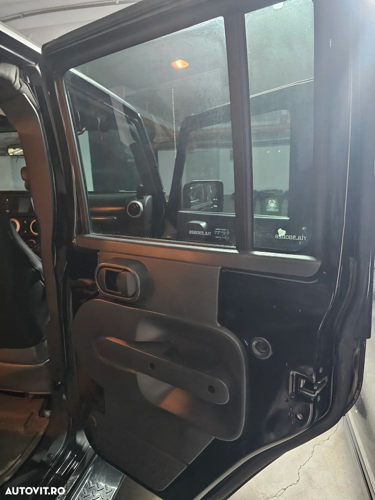Jeep Wrangler - 3