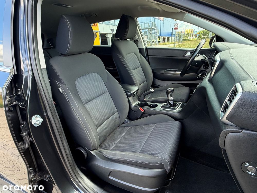 Kia Sportage 1.6 GDI 2WD DREAM-TEAM EDITION - 34