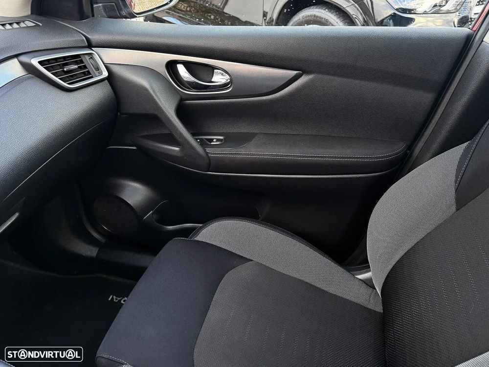Nissan Qashqai - 17