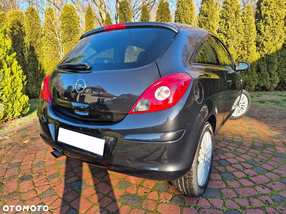 Opel Corsa 1.4 16V EcoFLEX Start-Stop 150 Jahre - 4