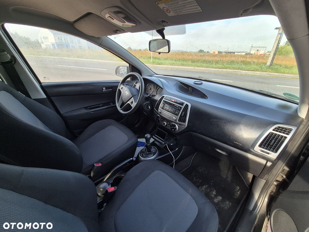 Hyundai i20 - 8