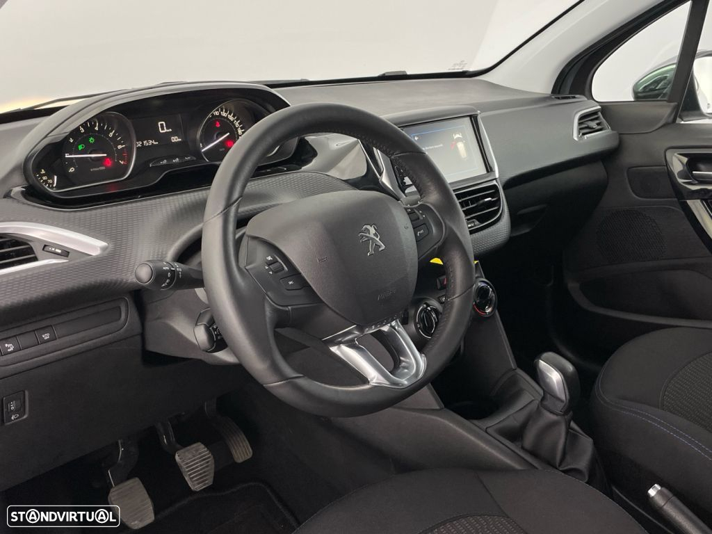 Peugeot 208 1.2 PureTech Active - 17