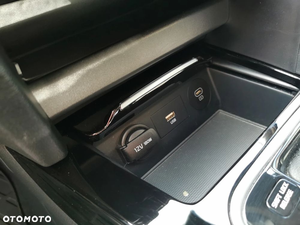 Kia Ceed 1.5 T-GDI L DCT - 9