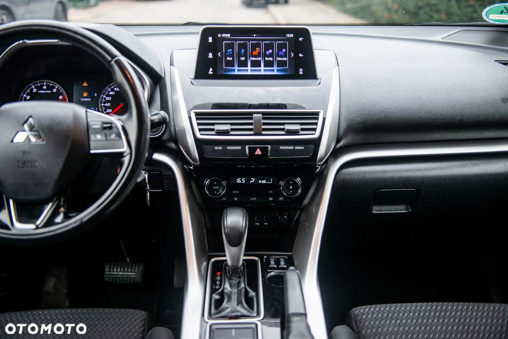 Mitsubishi Eclipse Cross 1.5 T-MIVEC ClearTec CVT 2WD Diamant Edition - 35