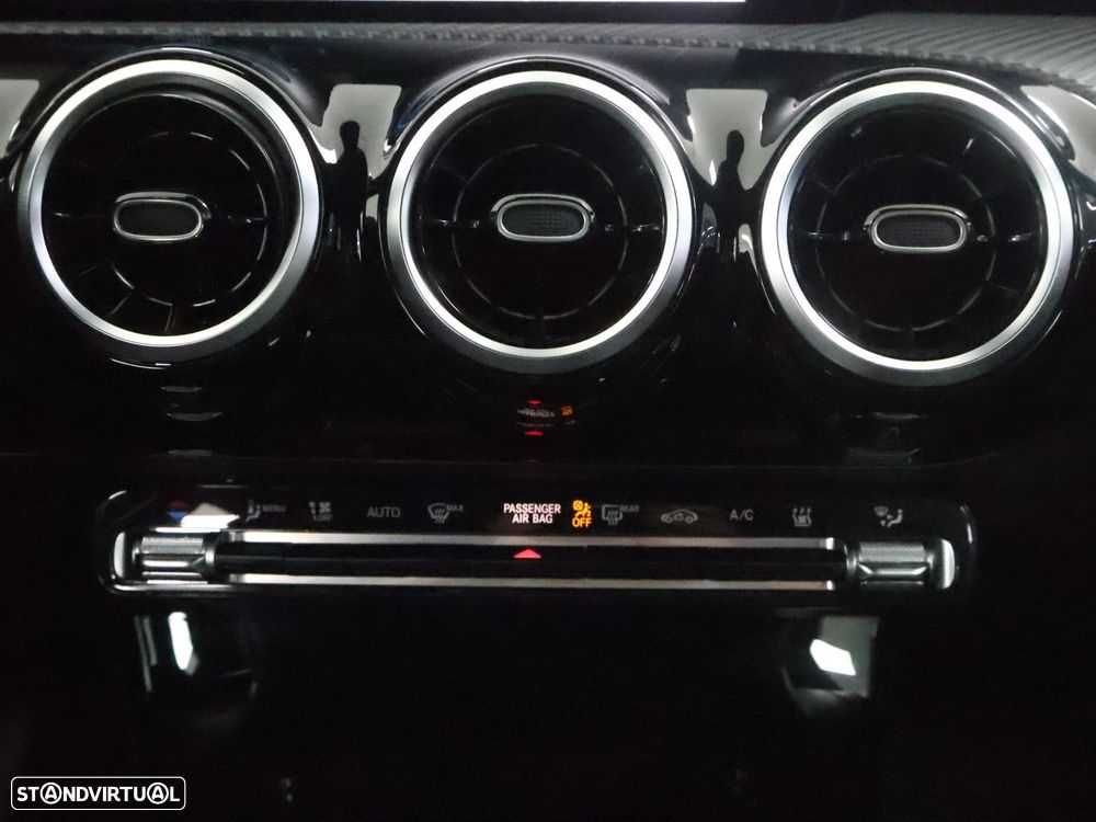 Mercedes-Benz A 250 e Style Plus - 26