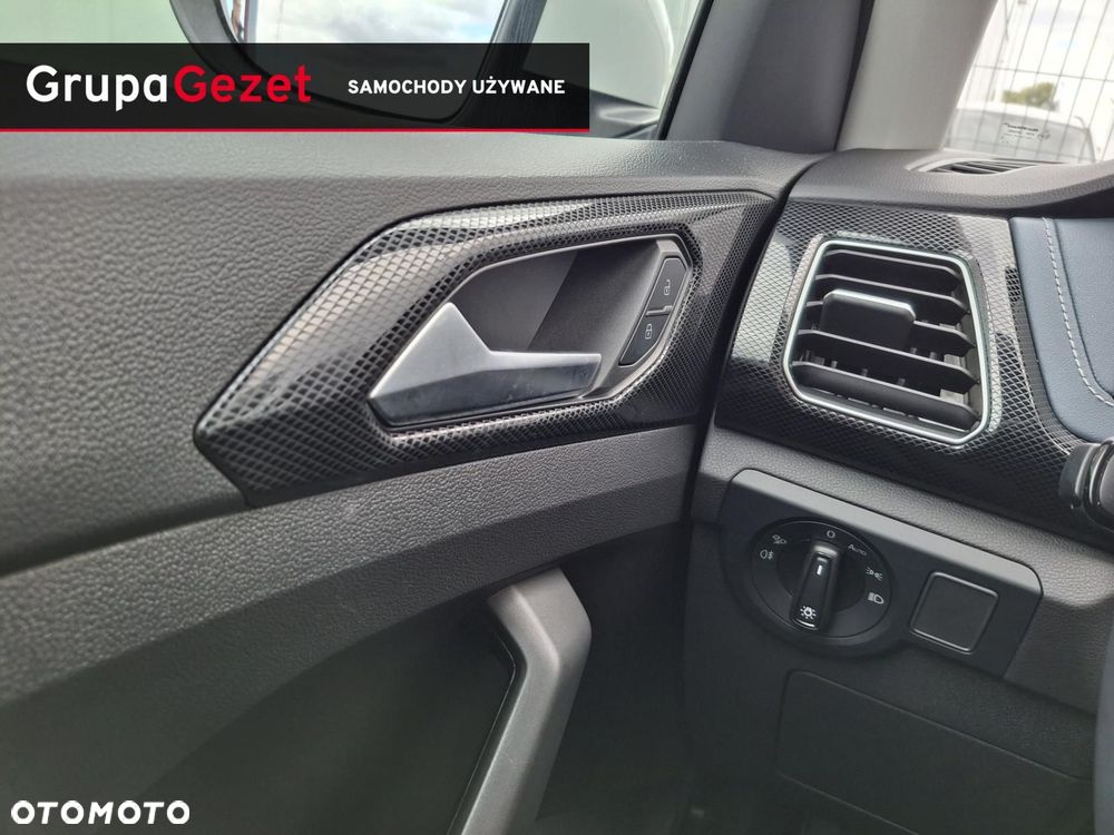 Volkswagen T-Cross - 15
