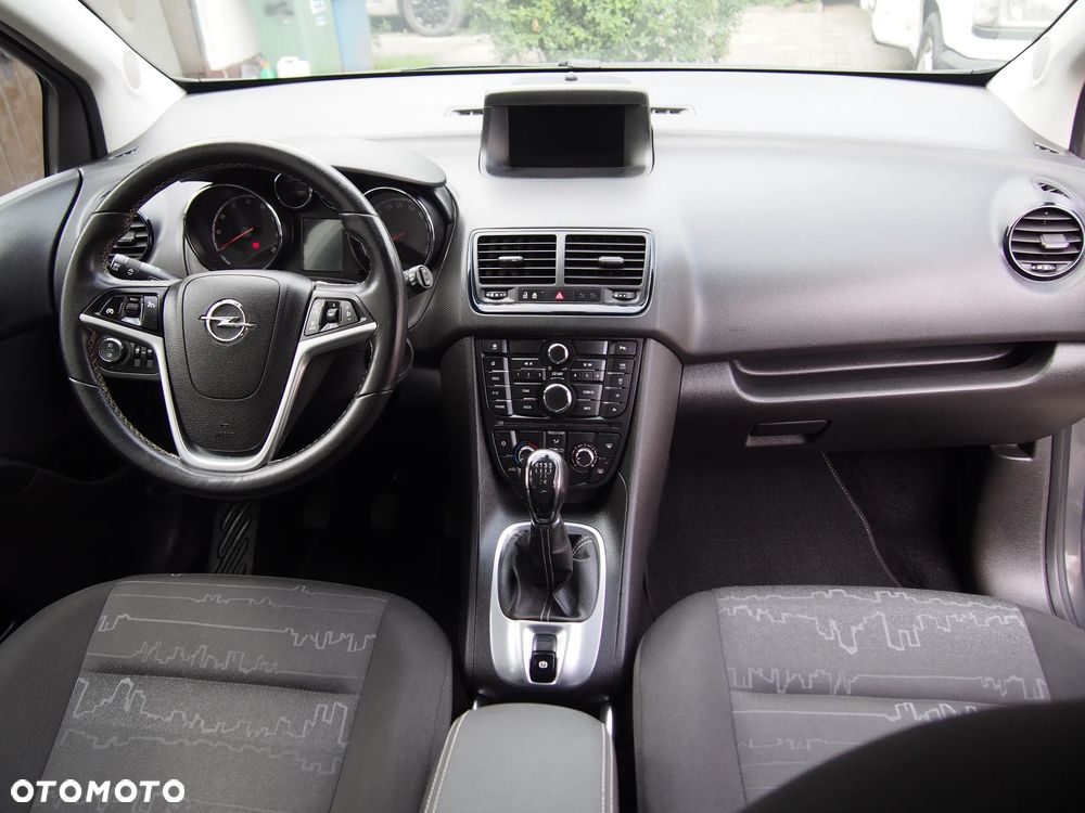 Opel Meriva 1.4 T Cosmo - 14