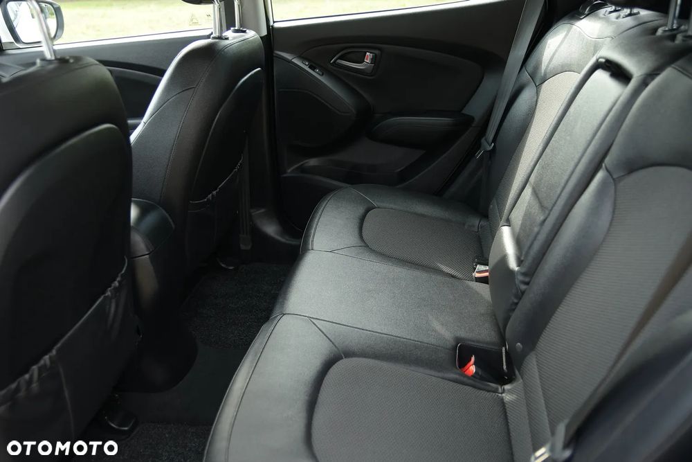 Hyundai ix35 1.6 2WD Fifa World Cup Edition - 22