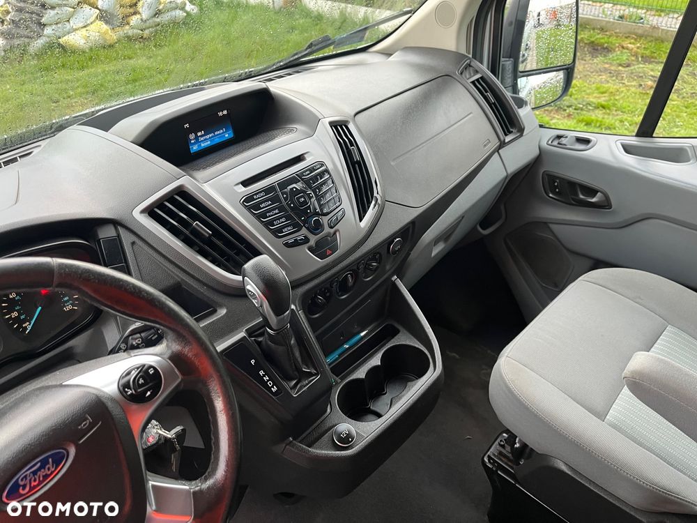 Ford Transit XLT - 13