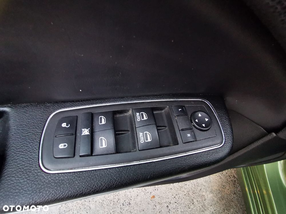 Dodge Charger 3.6 GT - 27