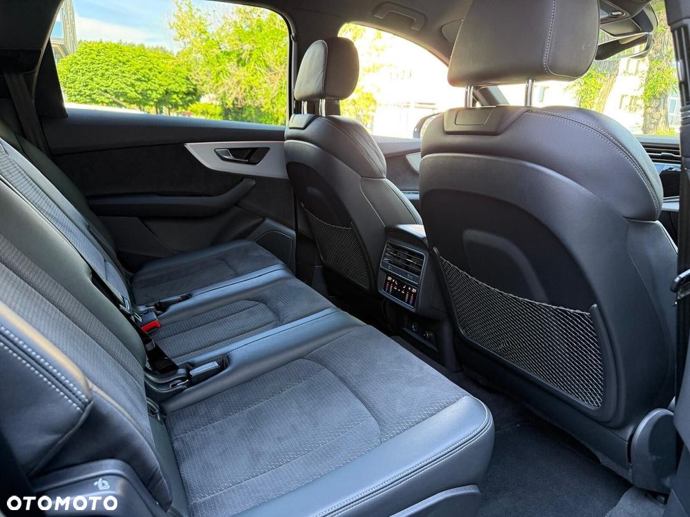Audi Q7 45 TDI mHEV Quattro S Line Tiptr - 23