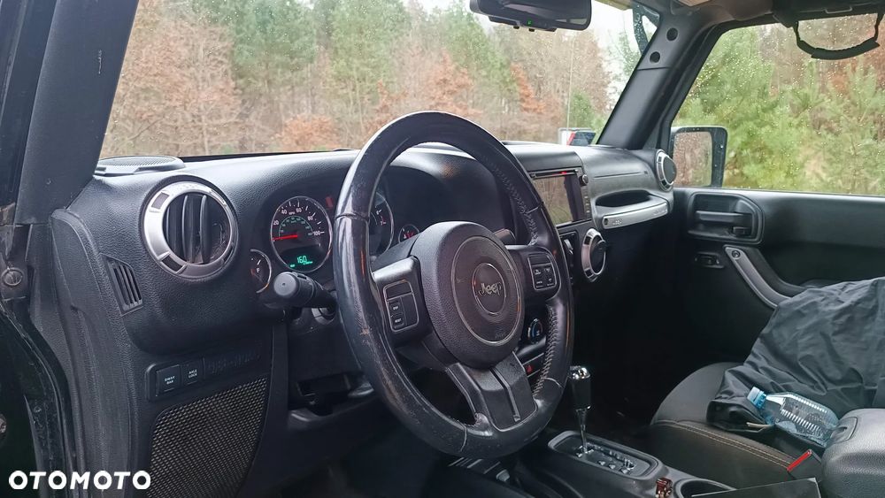 Jeep Wrangler 3.6 Unlim Rubicon - 8