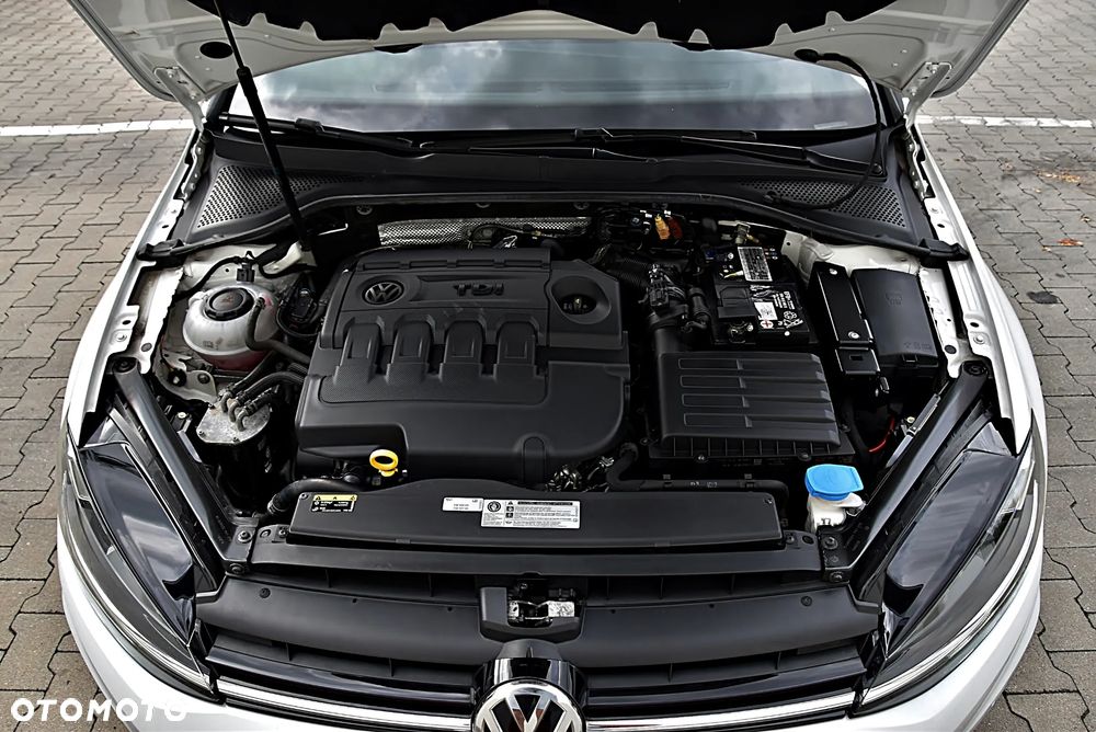 Volkswagen Golf 1.6 TDI BMT Comfortline - 13