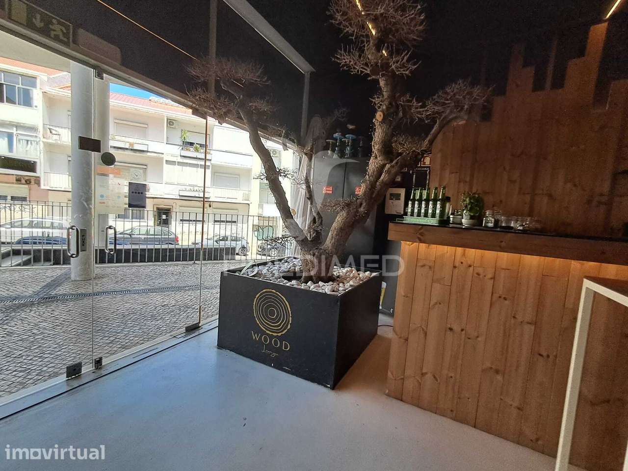 Trespasse de Lounge Bar com jogos. - Grande imagem: 4/33