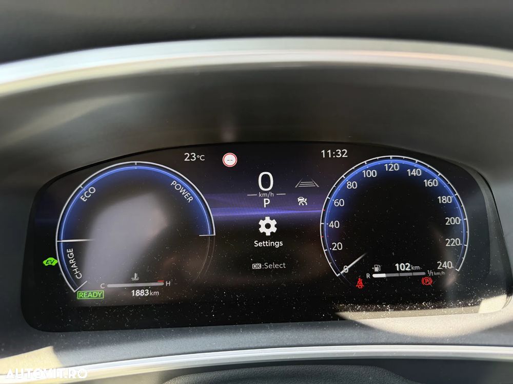 Toyota Corolla Cross - 11