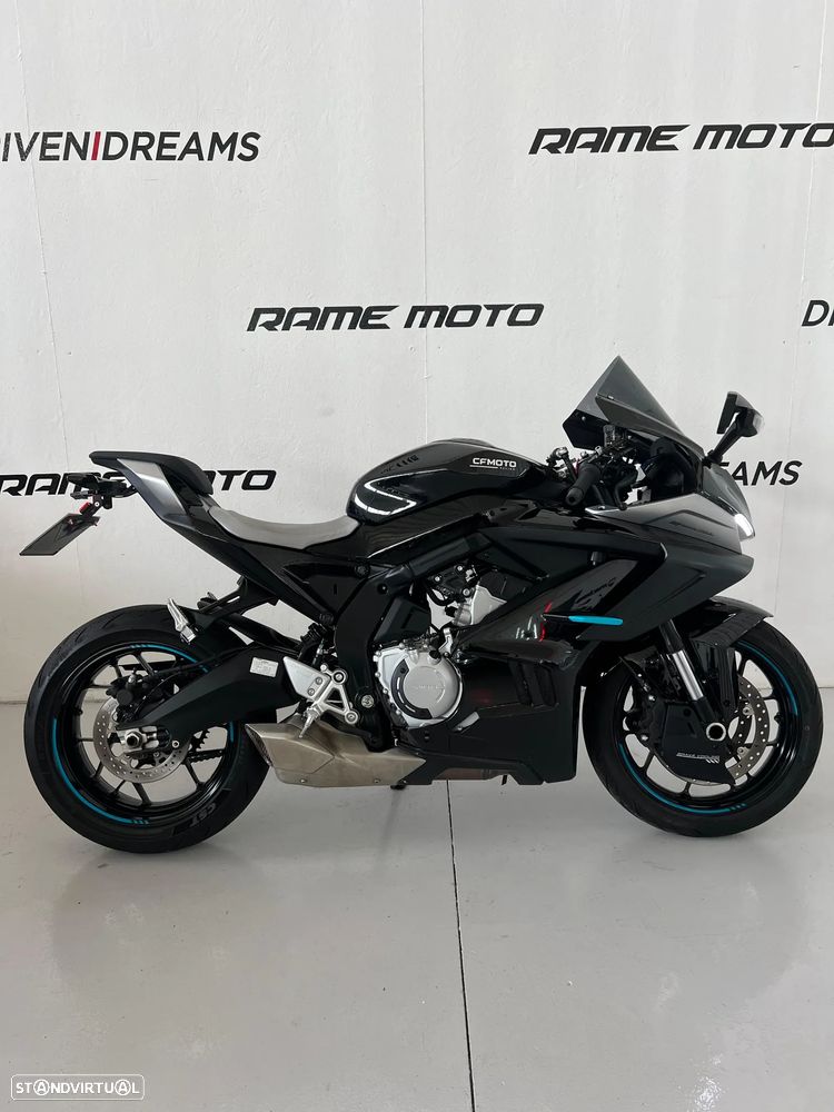 CF Moto 675SR-R - 18