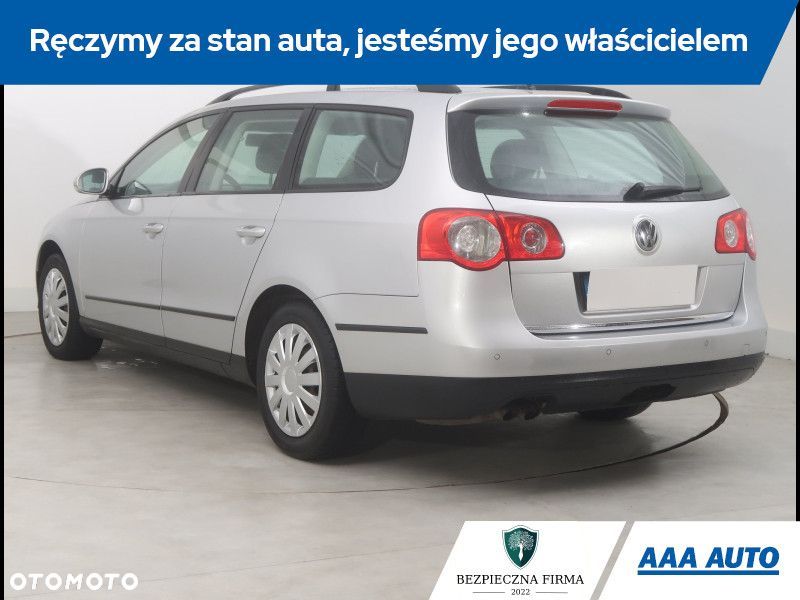 Volkswagen Passat Variant - 5