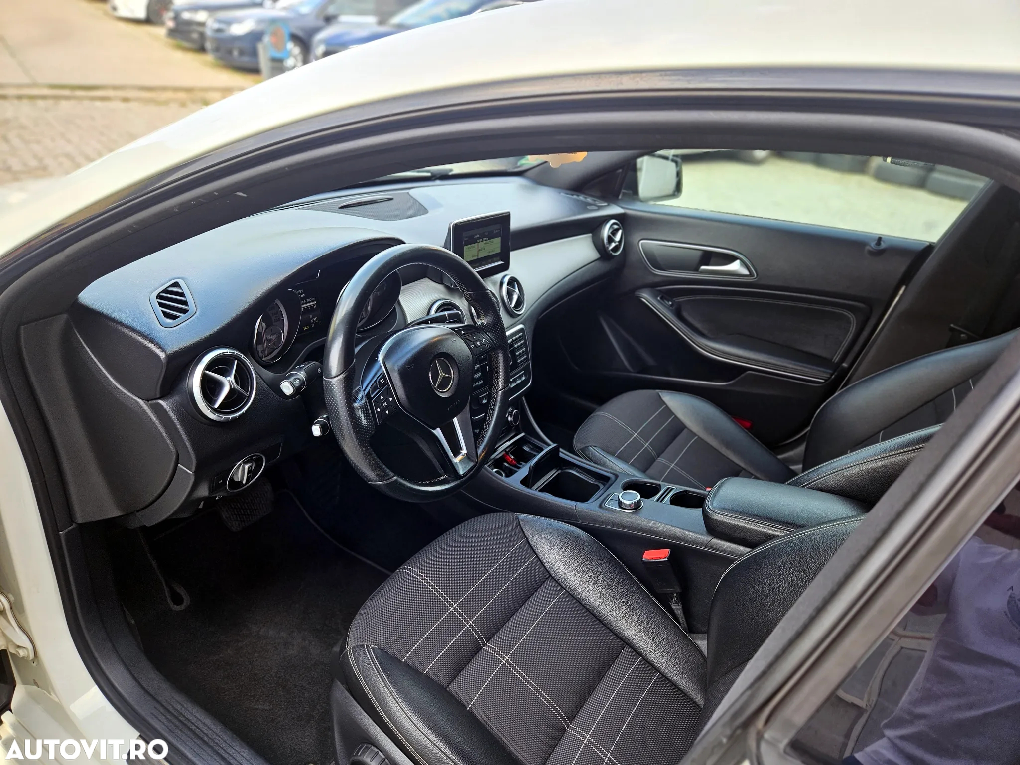 Mercedes-Benz CLA 200 CDI 7G-DCT - 5