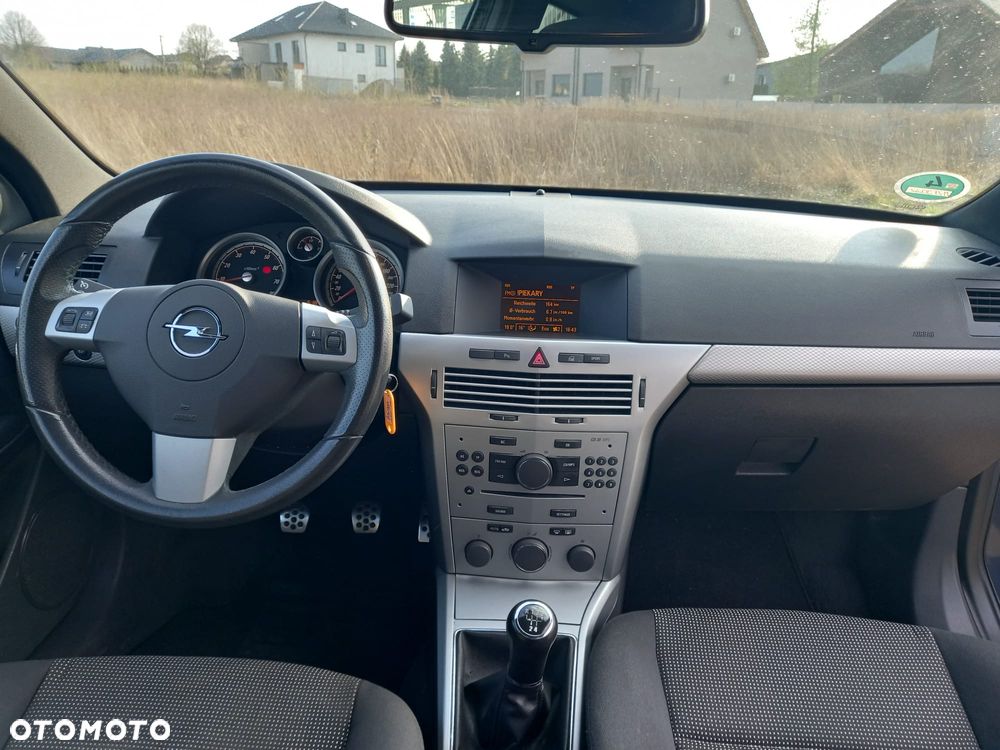Opel Astra 1.6 Edition - 11