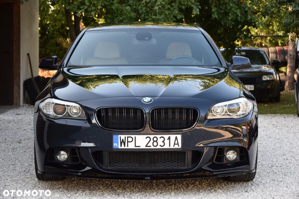 BMW Seria 5 535i Sport-Aut - 2