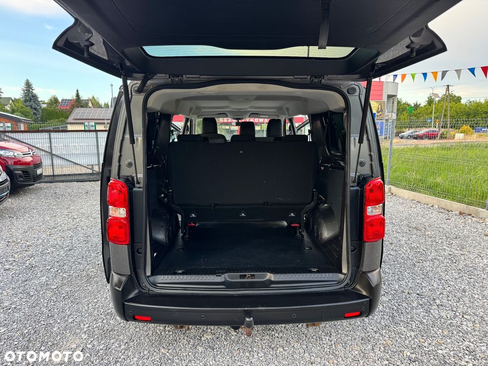 Opel Vivaro - 18