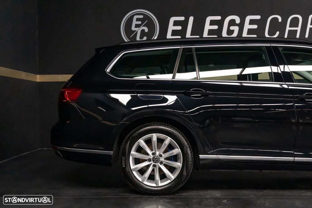 VW Passat Variant - 6