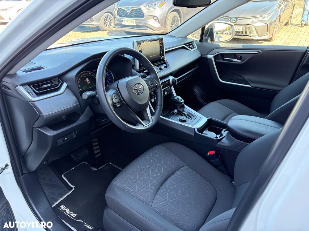 Toyota RAV4 - 17