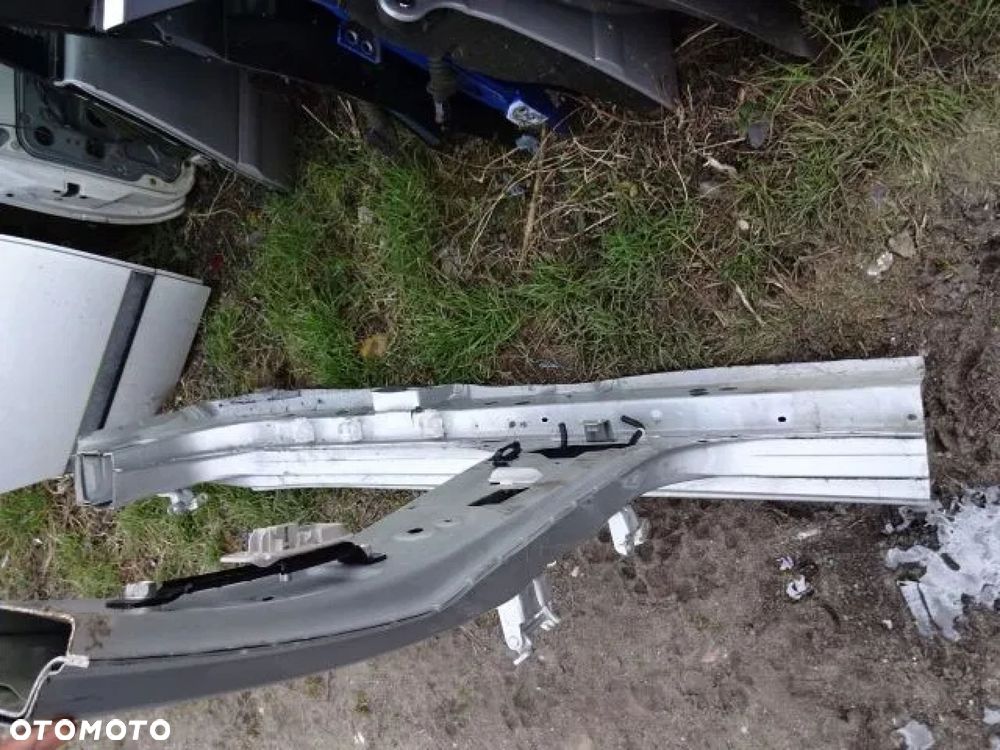 NISSAN PULSAR 2014 LEWY PRÓG SŁUPEK - 2