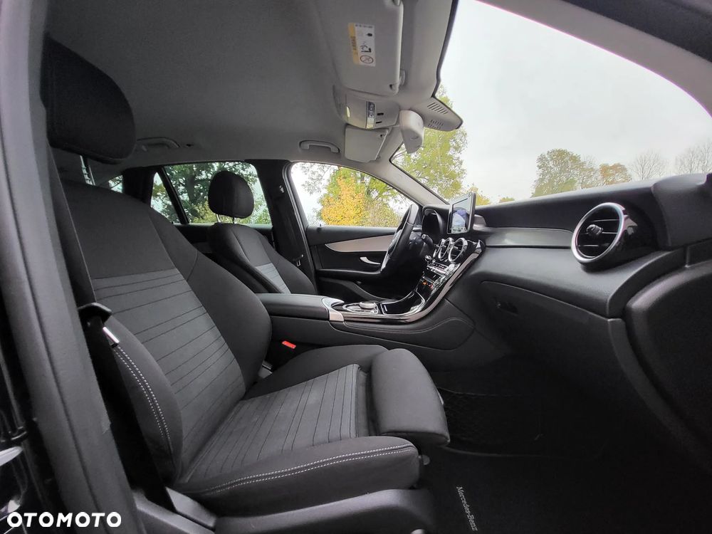 Mercedes-Benz GLC 220 d 4Matic 9G-TRONIC - 17