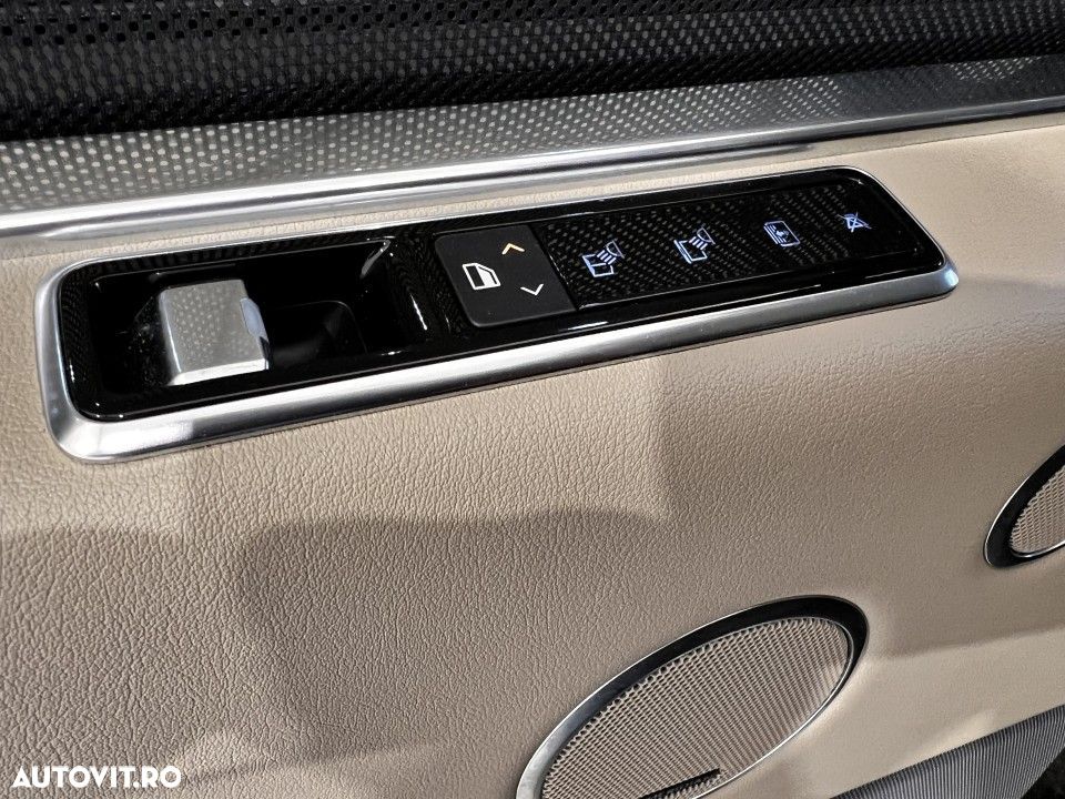 Land Rover Range Rover - 11