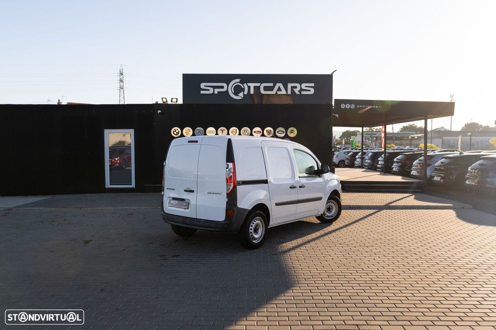 Renault Kangoo 1,5 dCi Business S/S 3L - 6