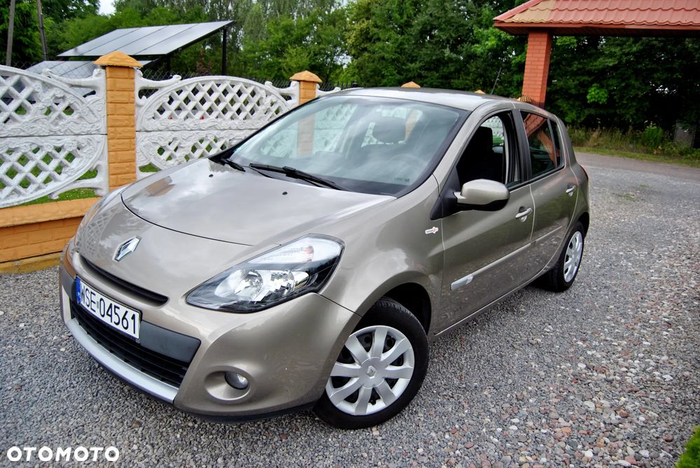 Renault Clio 1.2 16V Limited EU6 - 2