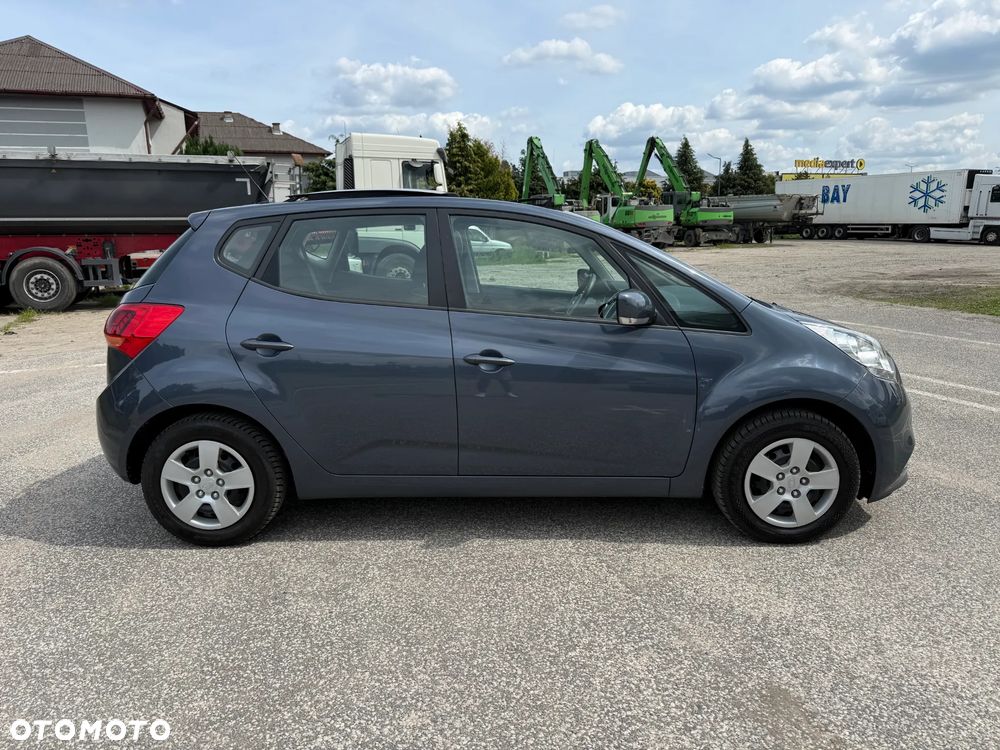Kia Venga 1.6 CVVT Dream Team Edition - 11