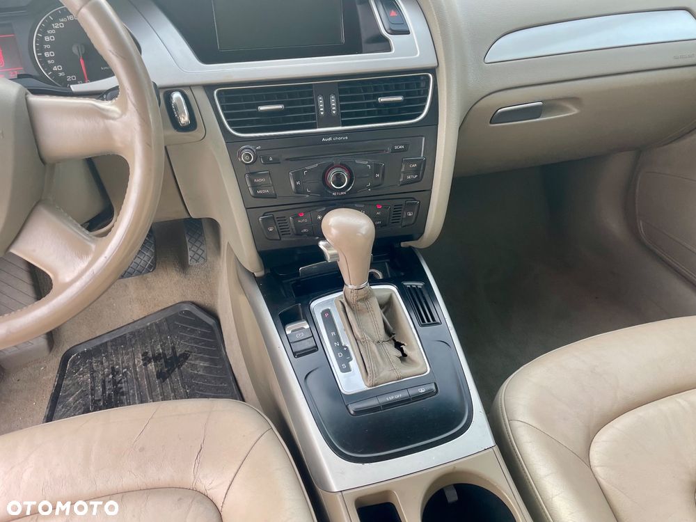 Audi A4 Limousine - 23
