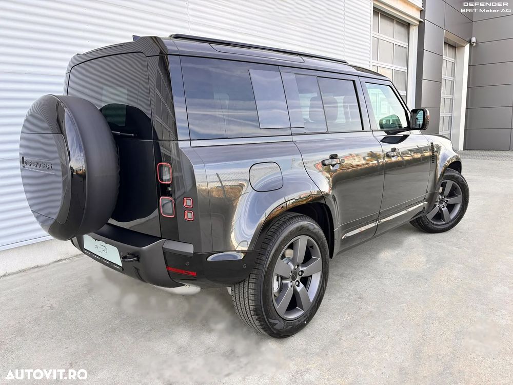 LAND ROVER Defender 2026 — imagine 5