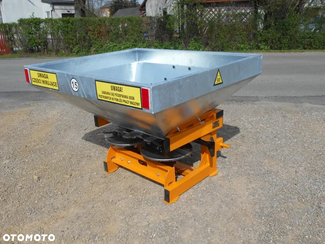 SIEWKA/ Siewnik/ ROZSIEWACZ Nawozów Hydraulika W Standardzie 600L, 800L, 1000L, 1200L (polifoska, siarczan amonu, saletrzak, superfosfat, sól potasowa, siarczan potasu, siarczan magnezu) - 9