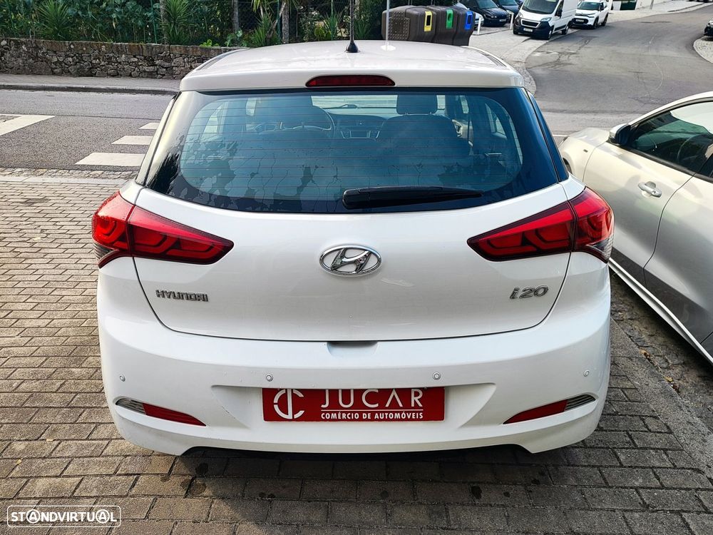 Hyundai i20 1.1 CRDi Access Plus - 6