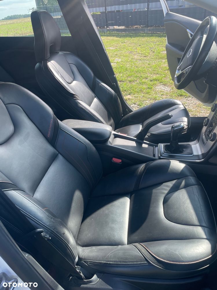 Volvo V40 Cross Country T3 Ocean Race - 16