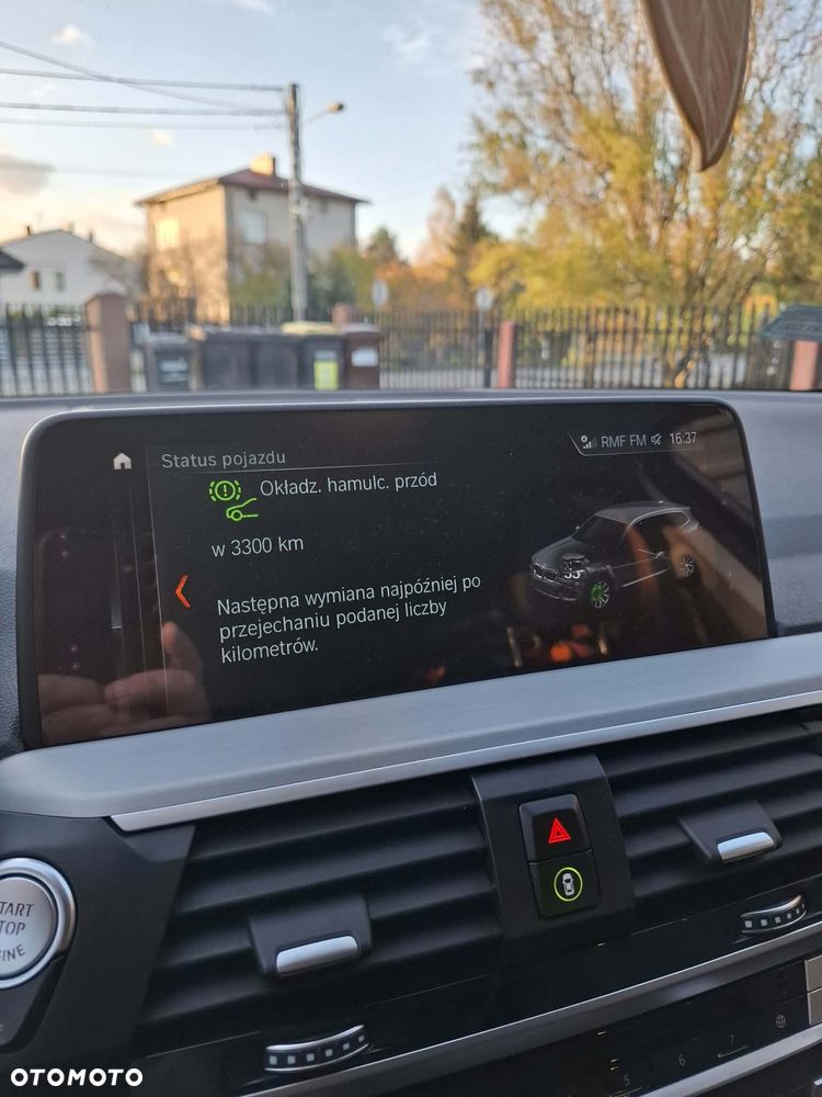 BMW X3 xDrive20d Advantage - 20
