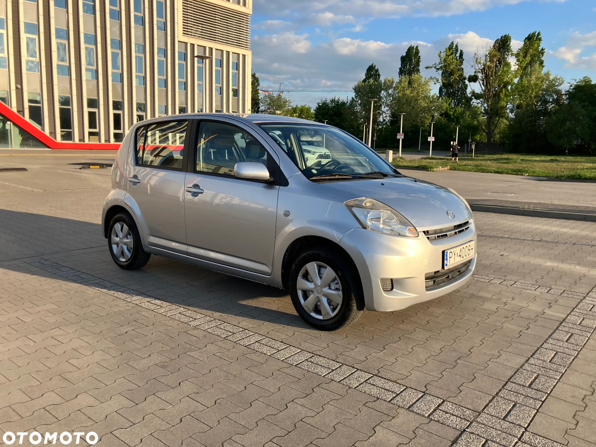Daihatsu Sirion 1.0 CooLine - 3