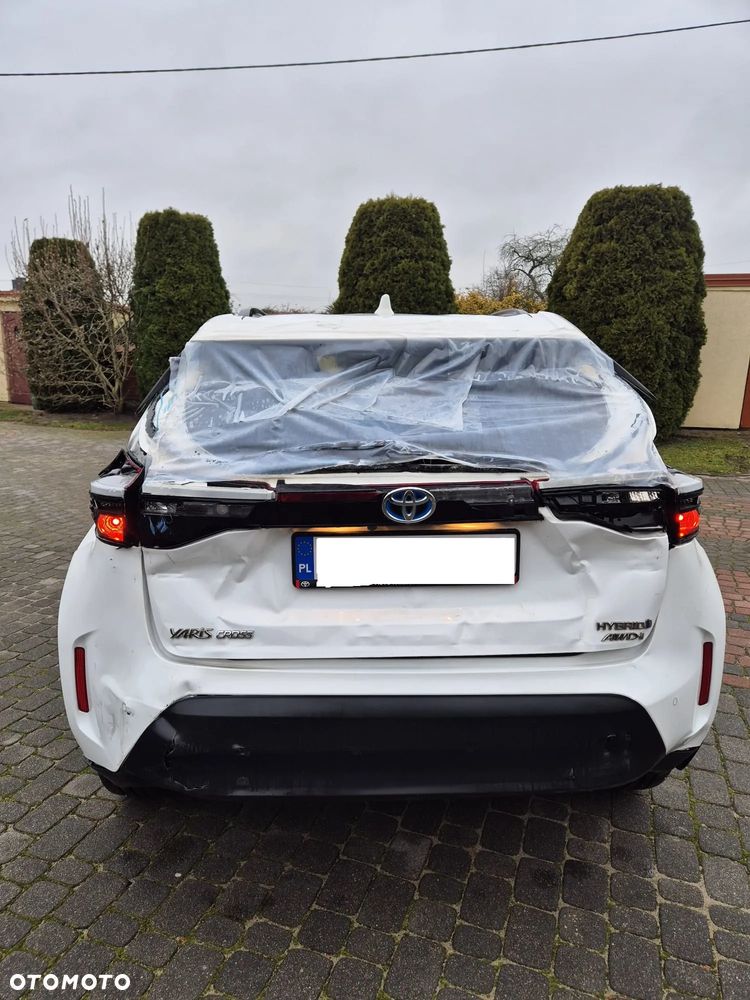 Toyota Yaris Cross Hybrid 1.5 Comfort 4x4 - 12