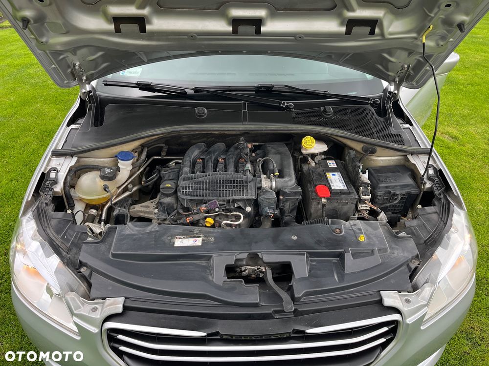 Peugeot 301 1.2 VTi/Pure Tech Allure - 14