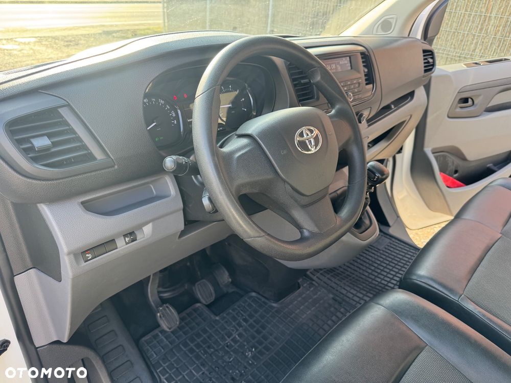 Toyota Proace - 16