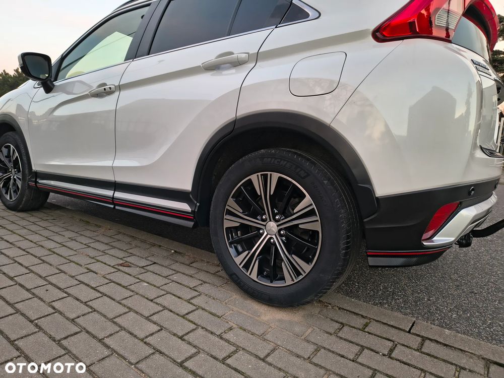 Mitsubishi Eclipse Cross 1.5 T GPF Invite Plus - 18