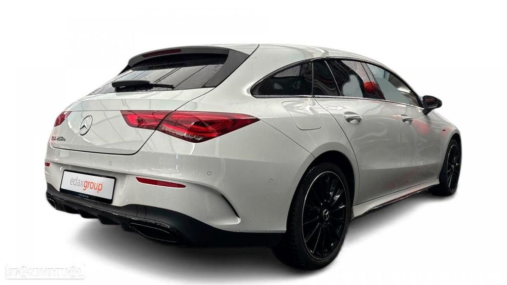 Mercedes-Benz CLA 250 e Shooting Brake AMG Line - 2
