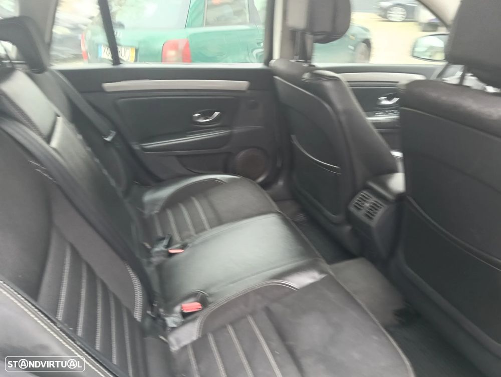 Renault Laguna Break 1.5 dCi Confort - 10