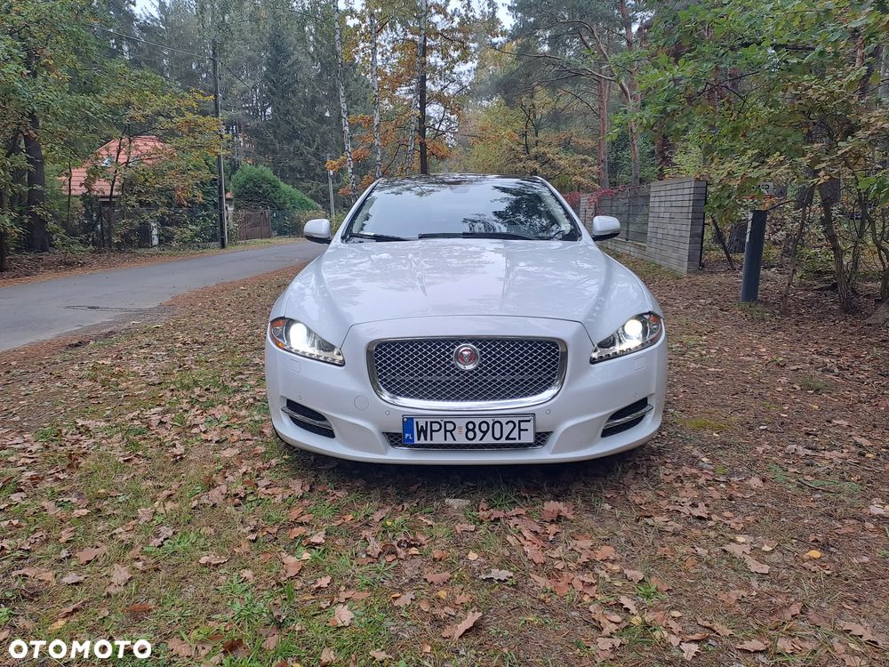Jaguar XJ - 7
